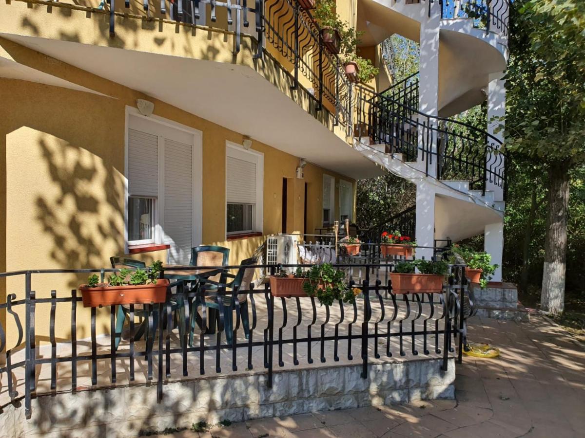 Club Cristal Apartments Neptun Luaran gambar